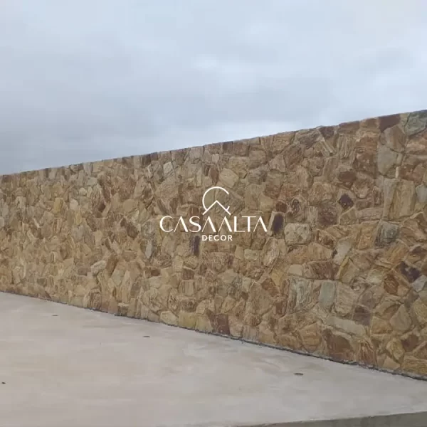 PEDRA BOSSA AMARELA <br> Diversos Formatos <br> (valor por m²)